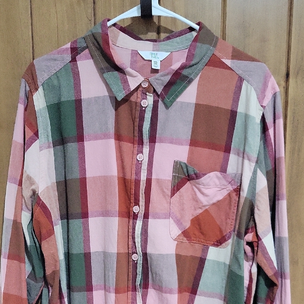 Time and Tru Plaid Button-Up Shirt